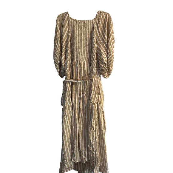 NWOT Old Navy Plus Size Wrap Around Dress Back Smocking Tan/White Size 4X - Picture 2 of 5